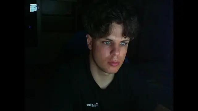 GymGuy0505 online show from March 2026 10:54:02 PM