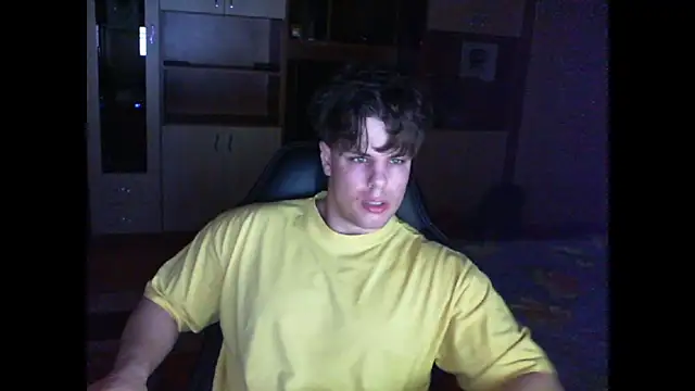 GymGuy0505 online show from March 2026 07:15:02 PM