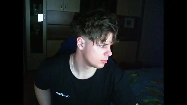 GymGuy0505 online show from January 2026 03:41:01 PM