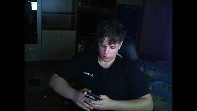 GymGuy0505 online show from March 2026 01:22:01 AM