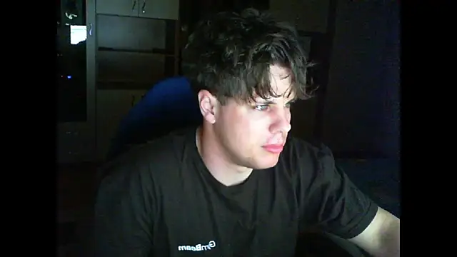 GymGuy0505 online show from March 2026 10:40:01 PM