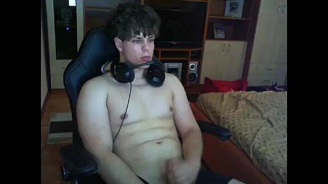 Snapshot of GymGuy0505 chatting on December 2025 09:59:02 AM GymGuy0505 online show from December 2025 09:59:02 AM