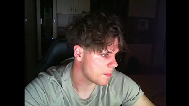 GymGuy0505 online show from May 2026 09:46:02 PM