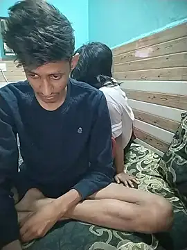 xoupleaura online show from January 2026 08:14:02 PM