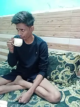 xoupleaura online show from January 2026 06:44:02 PM