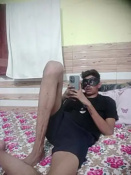 xoupleaura online show from May 2026 11:53:02 AM