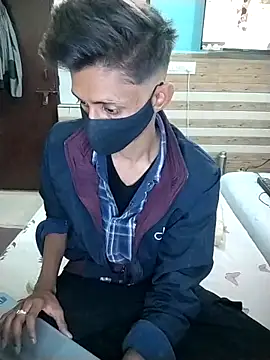 xoupleaura online show from December 2025 05:15:02 PM