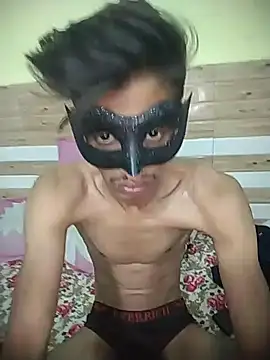 xoupleaura online show from April 2026 03:36:02 AM