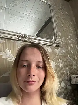Snapshot of Barbika19 chatting on May 2026 01:37:02 PM Barbika19 online show from May 2026 01:37:02 PM
