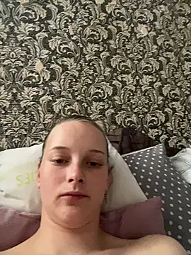 Barbika19 online show from April 2026 02:24:01 PM