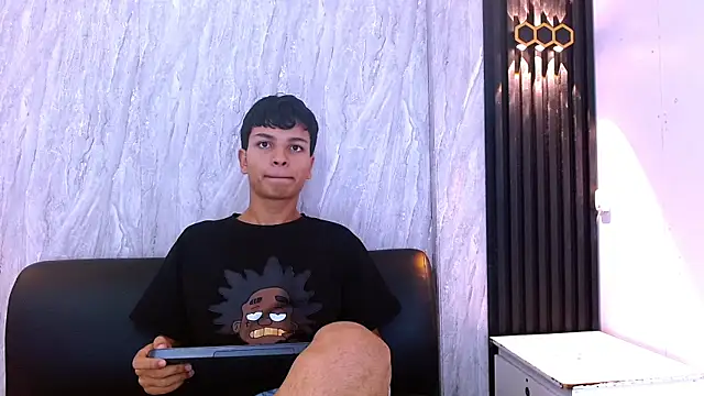 Joseph Gonzalez online show from January 2026 01:07:01 PM