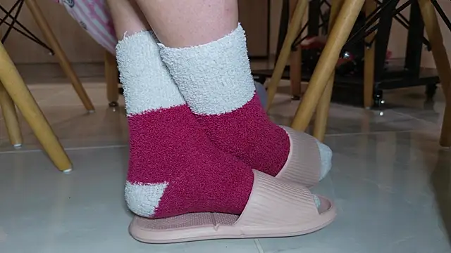 Snapshot of Feetbeth chatting on July 2026 07:09:01 AM Feetbeth online show from July 2026 07:09:01 AM