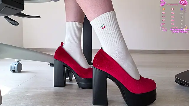 Feetbeth online show from April 2026 08:27:01 PM