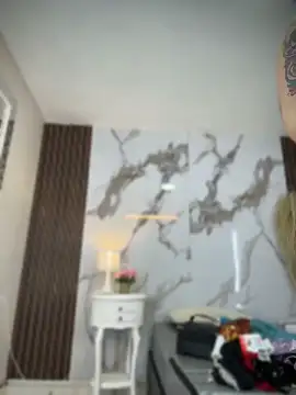 Annyhathatway online show from April 2026 08:51:02 PM