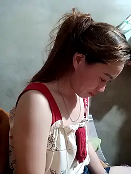 little-effy online show from May 2026 01:31:02 PM