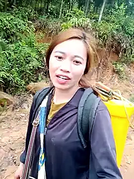 little-effy online show from March 2026 08:40:01 AM