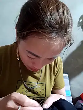 little-effy online show from February 2026 12:51:02 PM