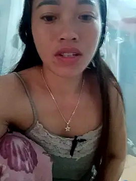 Snapshot of little-effy chatting on July 2026 11:46:01 PM little-effy online show from July 2026 11:46:01 PM