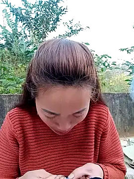 little-effy online show from January 2026 01:12:02 AM