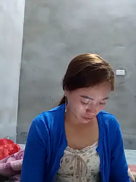 little-effy online show from December 2025 03:55:01 AM