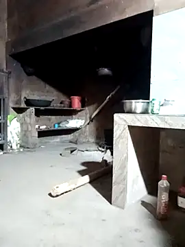 little-effy online show from February 2026 06:33:01 AM