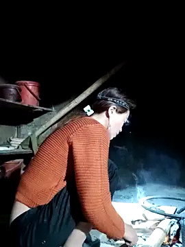 little-effy online show from December 2025 10:12:01 PM