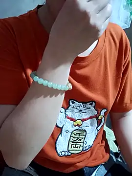 Snapshot of little-effy chatting on June 2026 01:56:02 PM little-effy online show from June 2026 01:56:02 PM