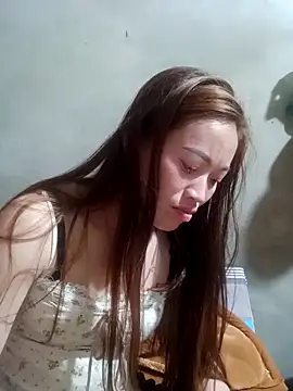 little-effy online show from February 2026 01:45:02 PM