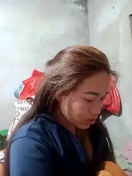 little-effy online show from March 2026 11:21:01 PM