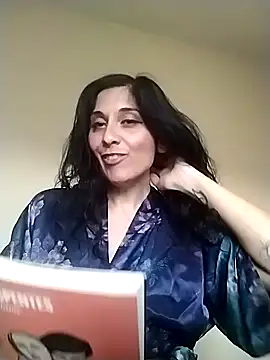 Snapshot of DommeVioleta chatting on December 2025 11:53:01 PM DommeVioleta online show from December 2025 11:53:01 PM