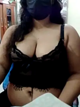 nosrat014 online show from February 2026 12:37:01 PM