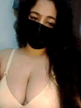 nosrat014 online show from March 2026 05:52:02 PM