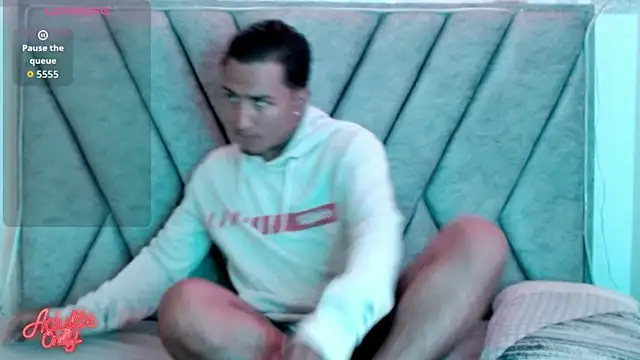 kyro estrada online show from April 2026 11:17:02 PM