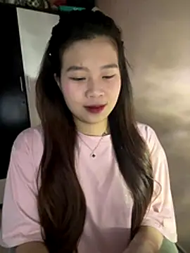 Snapshot of Bae1103_ chatting on December 2025 10:10:01 AM Bae1103 online show from December 2025 10:10:01 AM