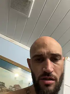 kingNQueen1211 online show from April 2026 09:12:01 AM