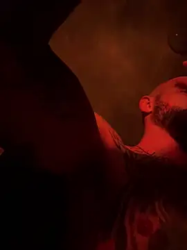 kingNQueen1211 online show from April 2026 09:38:02 AM