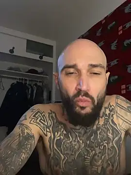 kingNQueen1211 online show from March 2026 06:19:02 AM