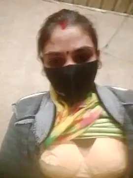 Laxmi9090 online show from February 2026 03:12:02 PM