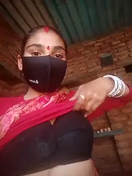 Laxmi9090 online show from February 2026 06:45:02 AM