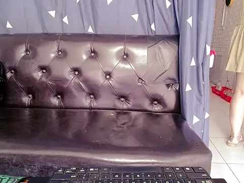 Minashow999 online show from December 2025 03:55:01 AM