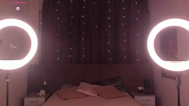 EmmaPratt online show from February 2026 01:02:02 AM