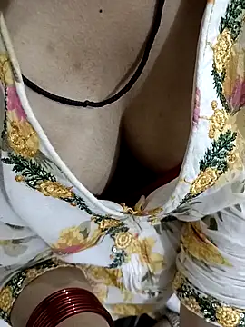 BEST-LOVER-1 online show from April 2026 07:17:01 PM