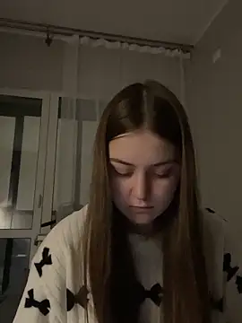 Yaseniya  online show from February 2026 12:53:01 AM