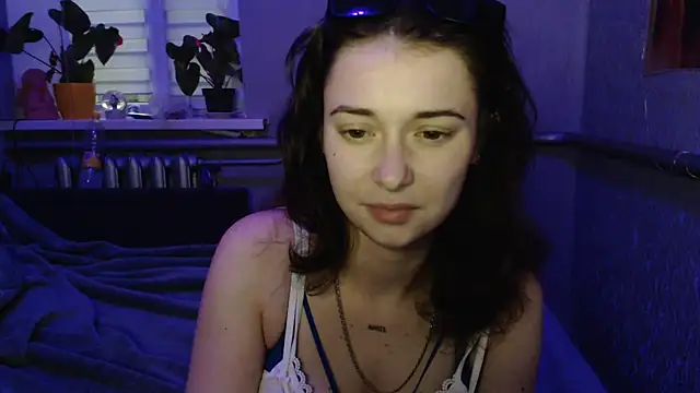 Snapshot of Angelik5371 chatting on June 2026 06:27:02 PM Angelik5371 online show from June 2026 06:27:02 PM