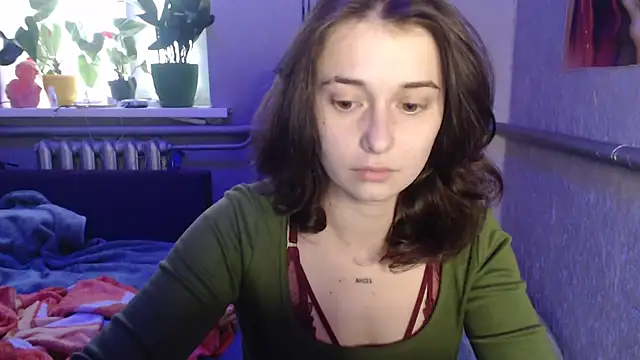 Snapshot of Angelik5371 chatting on April 2026 03:30:01 PM Angelik5371 online show from April 2026 03:30:01 PM
