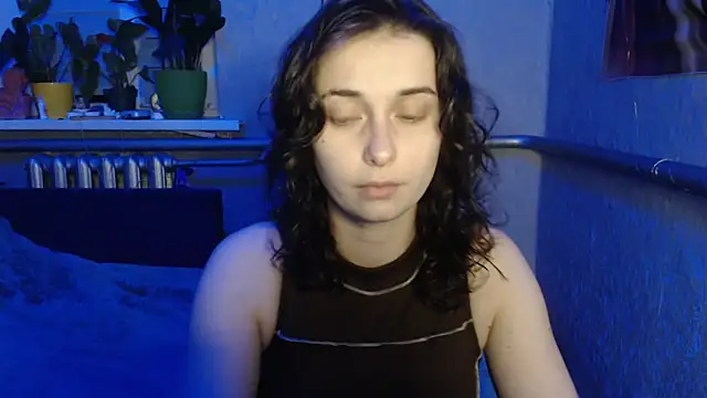 Snapshot of Angelik5371 chatting on April 2026 06:33:01 PM Angelik5371 online show from April 2026 06:33:01 PM