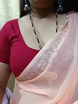 Snapshot of kusbu0077 chatting on June 2026 11:39:01 PM kusbu0077 online show from June 2026 11:39:01 PM