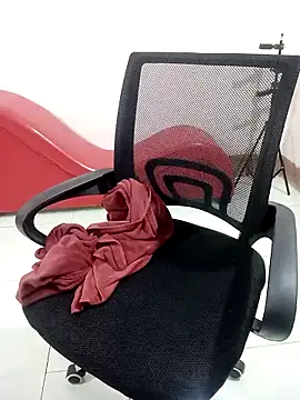 Tr-Lan online show from December 2025 12:37:02 AM