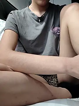 Snapshot of tenifer chatting on December 2025 07:18:01 PM tenifer online show from December 2025 07:18:01 PM