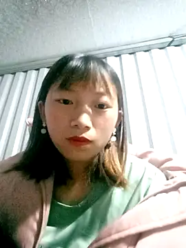 Snapshot of Huong_99 chatting on December 2025 11:25:01 AM Huong 99 online show from December 2025 11:25:01 AM